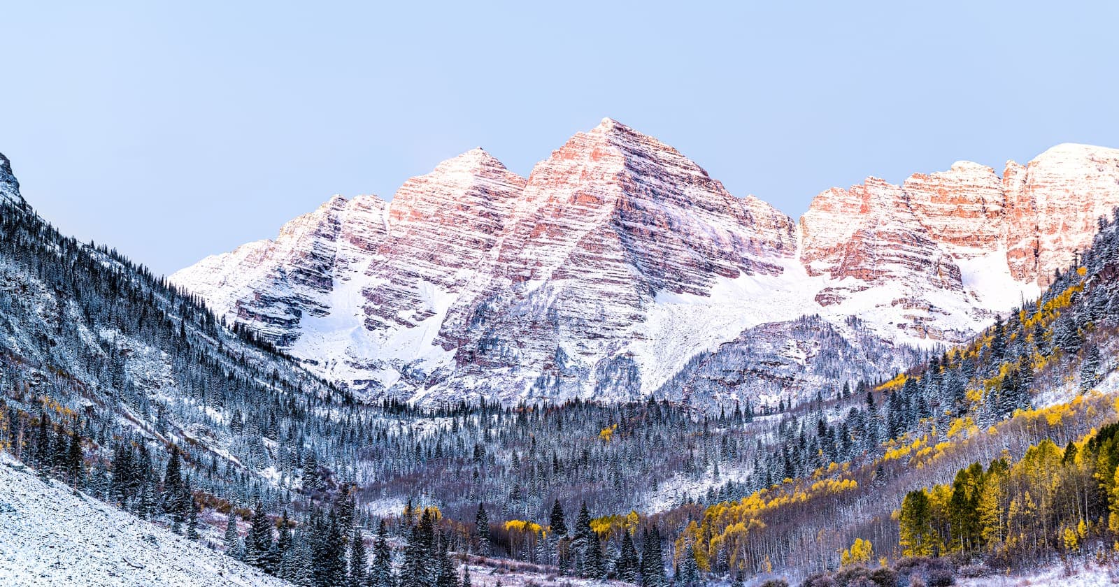 Maroon Lake Scenic Loop — 1.8-mi lake loop framing the Maroon Bells at 9,580 ft — timed-entry shuttle required